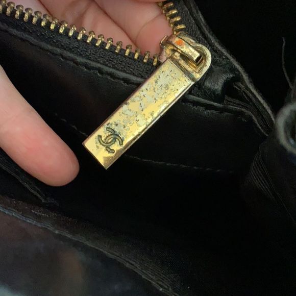 Authentic CHANEL large TOTE bag lamb skin leather - Picture 17 of 17